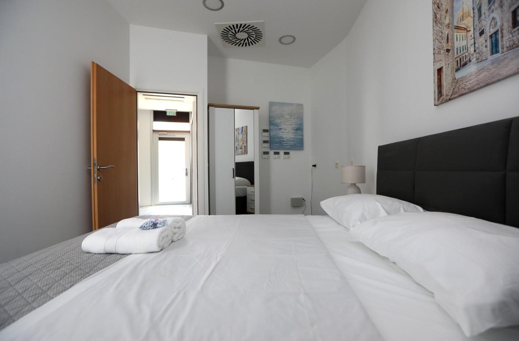 D R Apartments Šibenik Exteriér fotografie